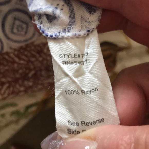 Cabi - Picture 4 of 4